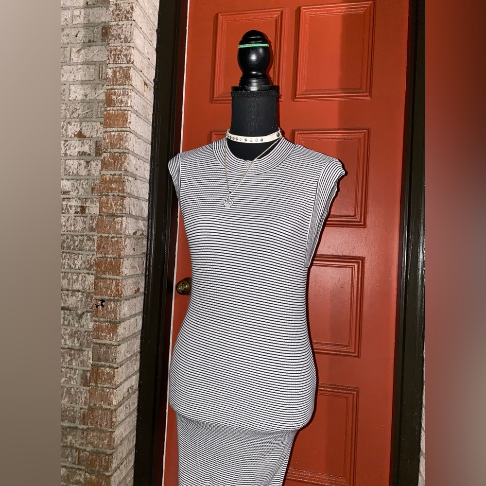 Dress Just ( jest female) dress maxi made in Portugal size S 94% organic cotton
